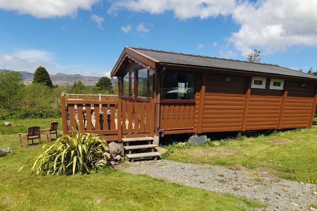 Cosy Cabin In Snowdonia With Views Wi-Fi Dog Friendly & Parking Trawsfynydd ภายนอก รูปภาพ